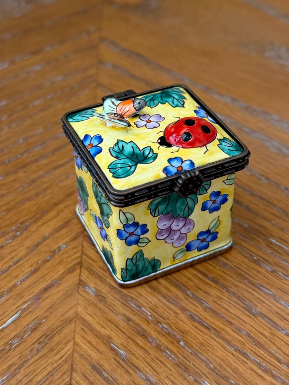 Kelvin Chen Hand-Painted Yellow Floral Trinket Stamp Box w/ Ladybug & Butterfly